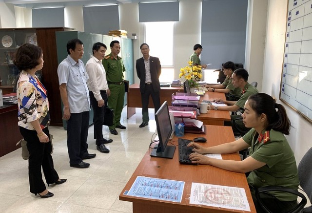 Ban Pháp chế: Giám sát về thực hiện các dự án trong kế hoạch đầu tư công trung hạn giai đoạn 2016-2020 về lĩnh vực quốc phòng, an ninh trật tự xã hội 